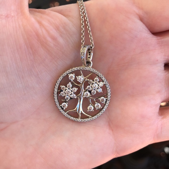 Pandora Family Tree Necklace - Picture 7 of 8